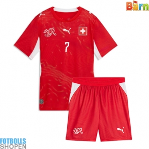 Billiga Schweiz Breel Embolo #7 Hemmatröja Barn VM 2026 Kortärmad (+ Korta byxor)